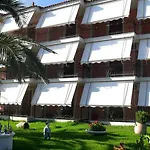 Hotel apartamentowy Jovanna In The Nature With Pool!