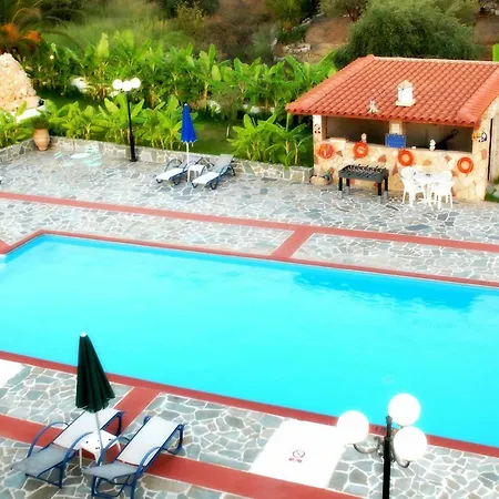 Апарт-отель Jovanna Studios In The Nature With Pool! 2*