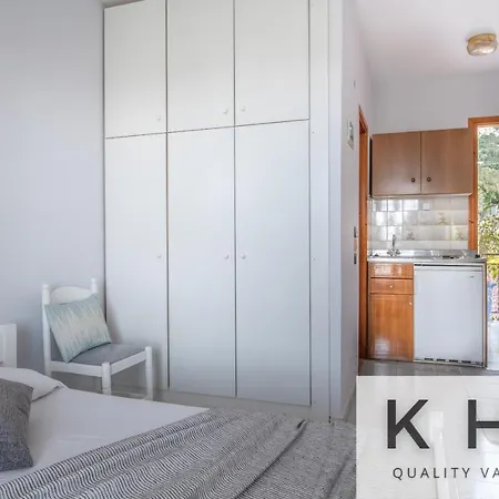 Ξενοδοχείο με διαμερίσματα Jovanna In The Nature With Pool!