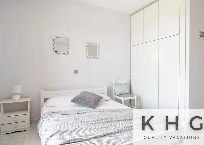 Jovanna In The Nature With Pool! Mousata