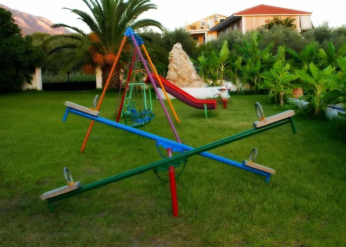 Jovanna In The Nature With Pool! Aparthotel Mousata