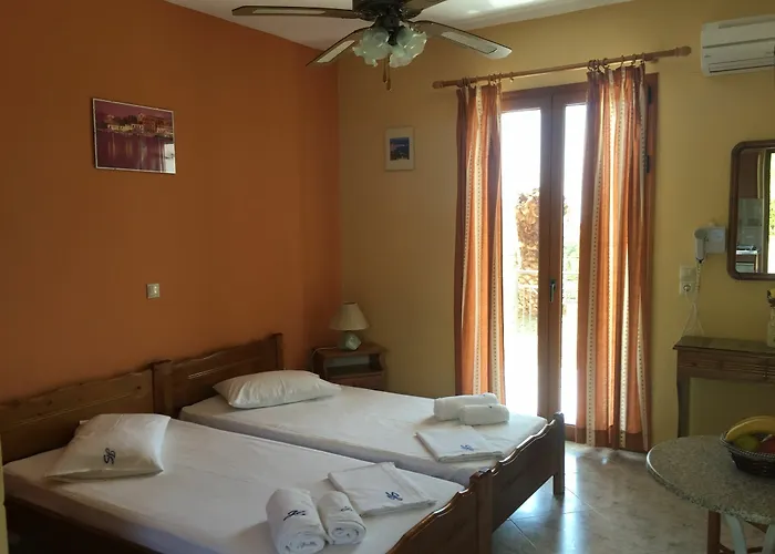 Jovanna In The Nature With Pool! 3*