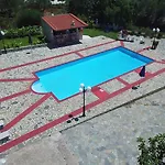 Jovanna Studios In The Nature With Pool! Mousata