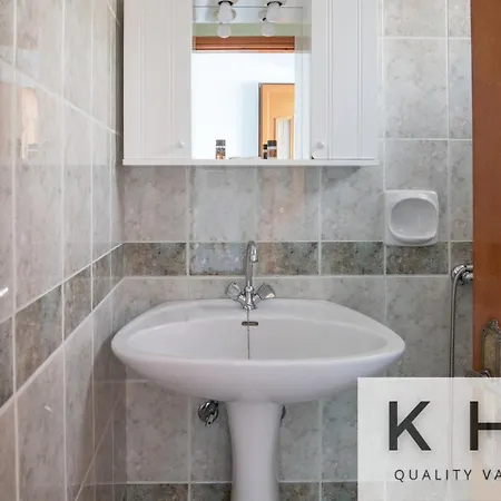 Jovanna Studios In The Nature With Pool! Aparthotel