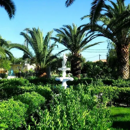 Jovanna Studios In The Nature With Pool!